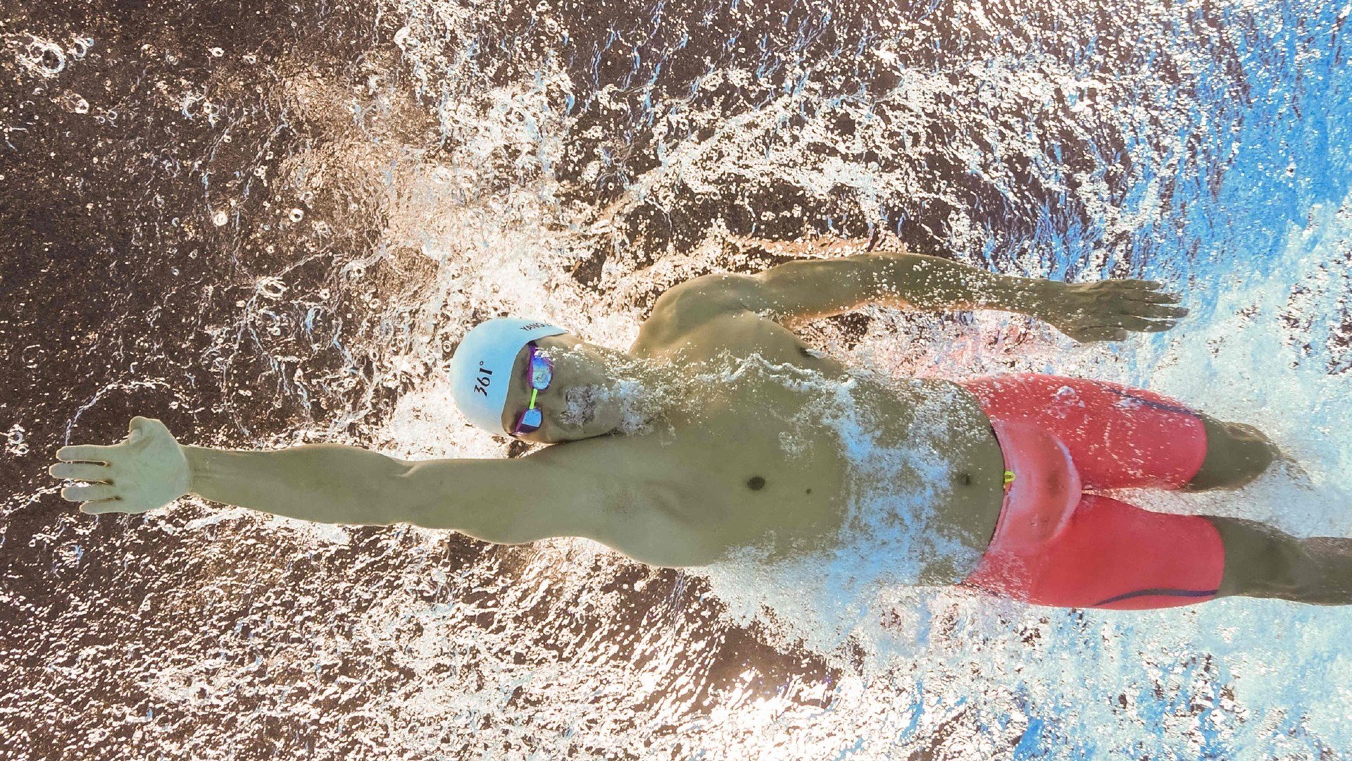 国足海外热身收官，技战术储备充分，国足海外直播