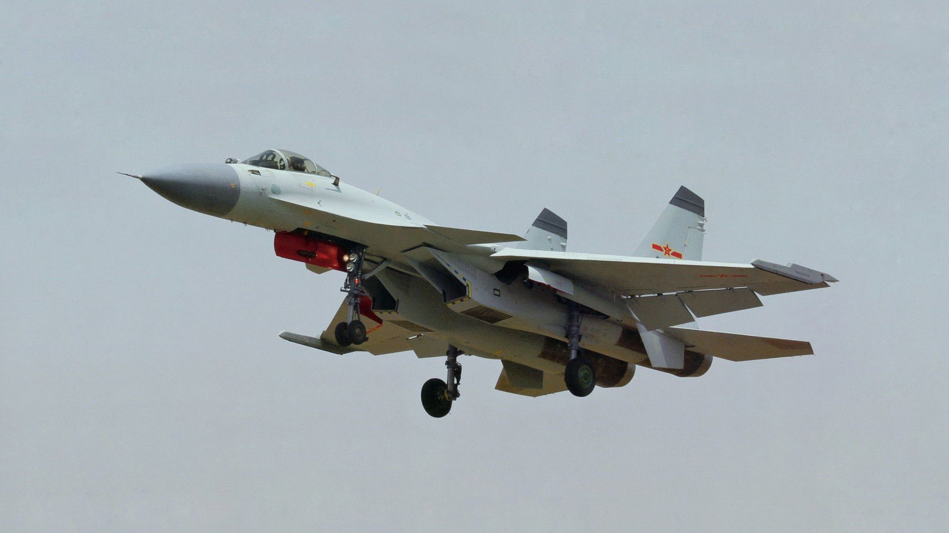 冠军划水幅度与水面高度完美契合,划水冠军表情包