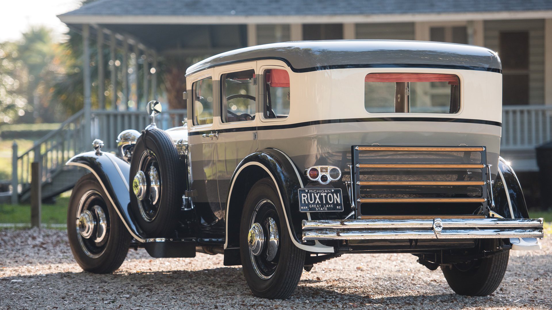 张伟丽拼尽全力艰难取胜格斗冠军赛,张伟丽一场比赛格斗能挣多少钱